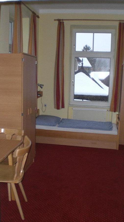Luise Wehrenfennig & Haus Eva Hotel Бад Гойзерн Стая снимка