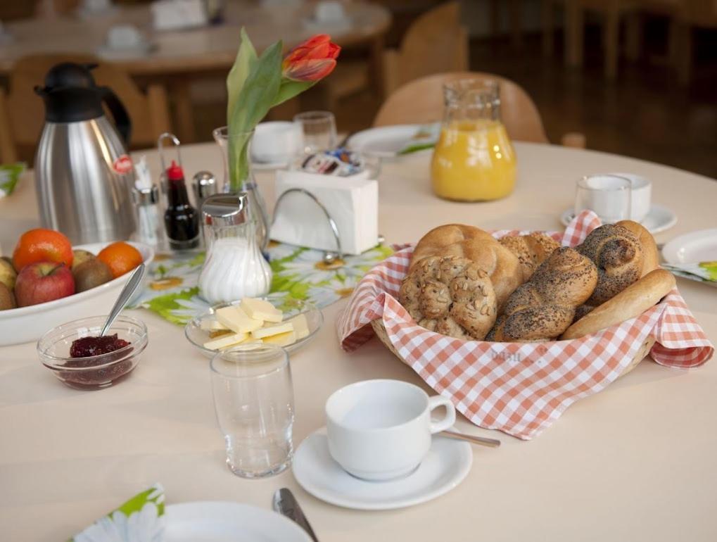 Luise Wehrenfennig & Haus Eva Hotel Бад Гойзерн Екстериор снимка