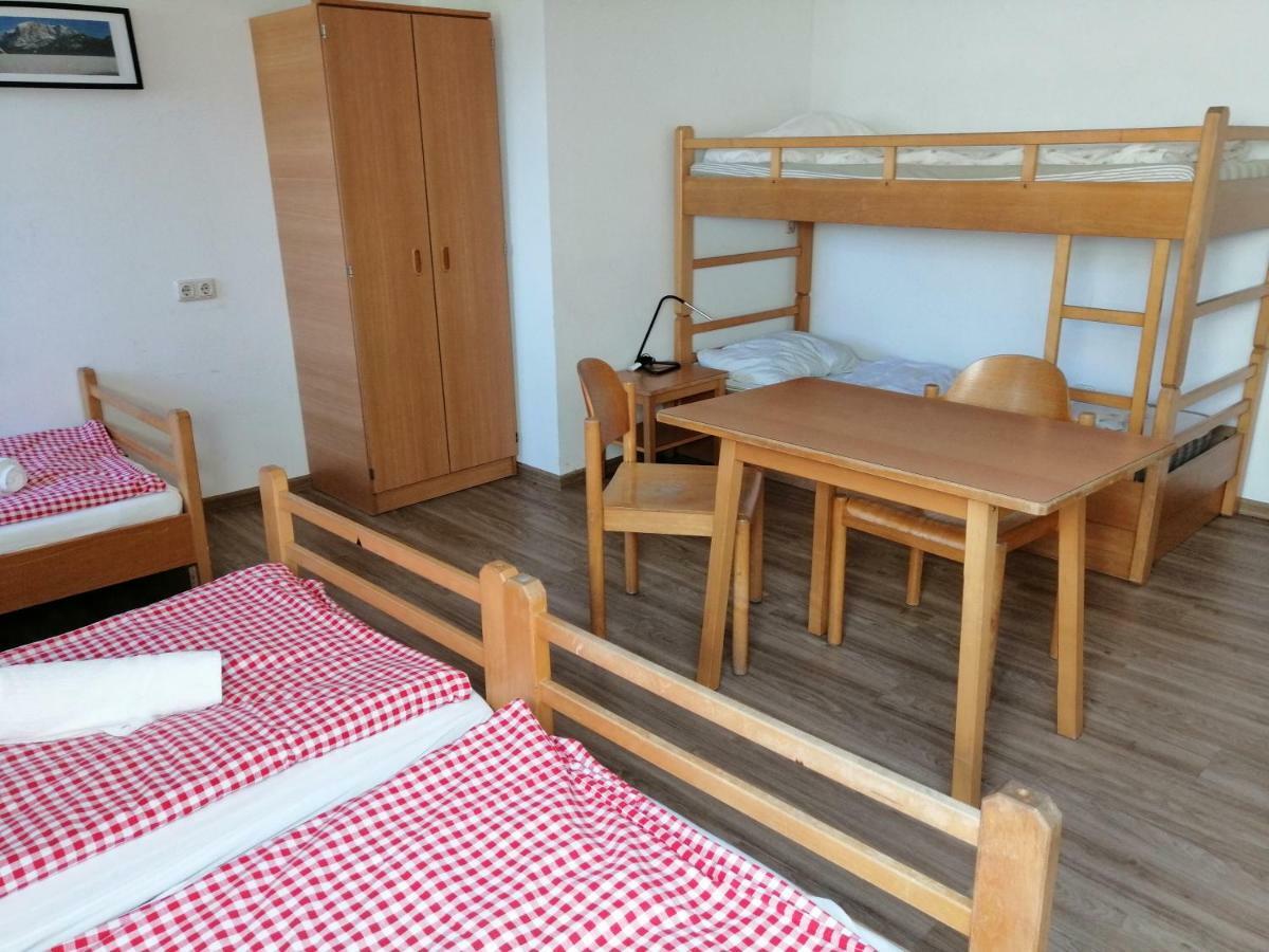 Luise Wehrenfennig & Haus Eva Hotel Бад Гойзерн Екстериор снимка